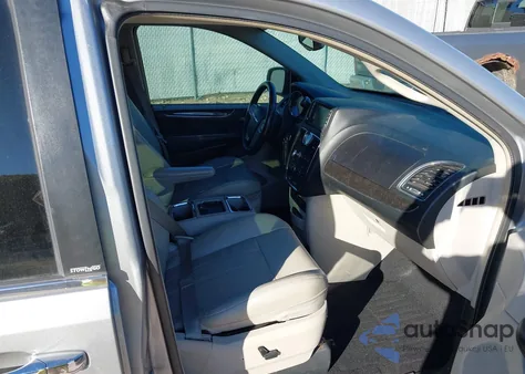 2014 Chrysler Town & Country Touring-L z USA, uszkodzony, nr VIN 2C4RC1CG0ER269951